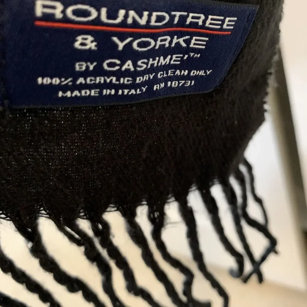 Lot of 2 Roundtree & Yorke Black & White Flannel Scarves Unisex Adult 72